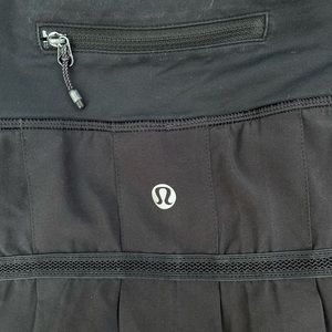Lululemon black tennis skirt
